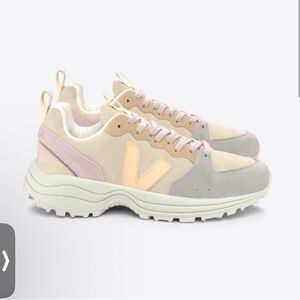VEJA VENTURI SUEDE ALMOND PEACH MULTICO